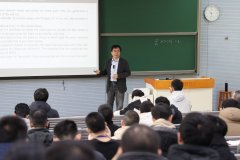 正在国际期刊颁发